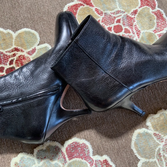 Brand new Prada heeled boots - Picture 3 of 5